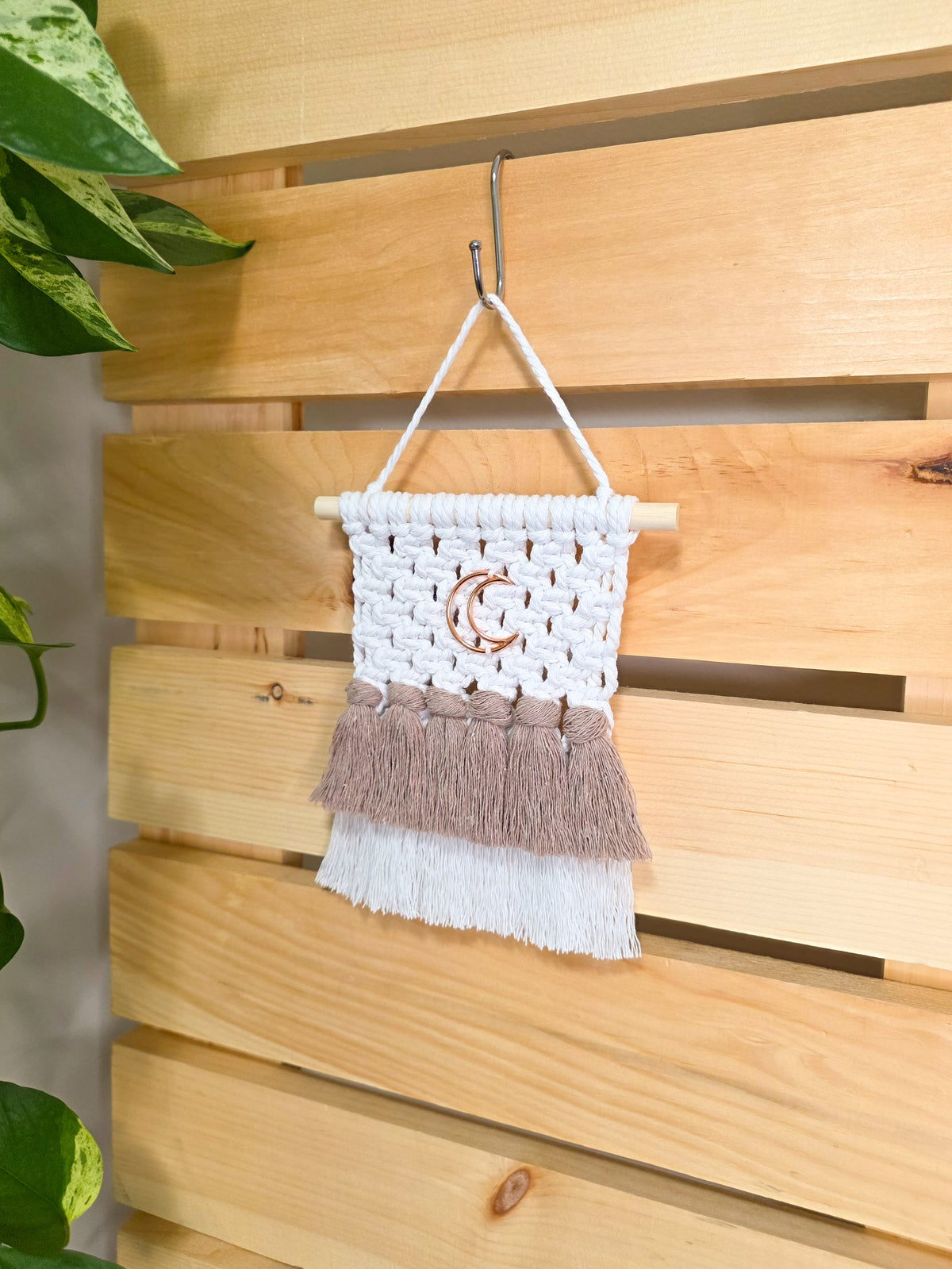 Alina wall macrame