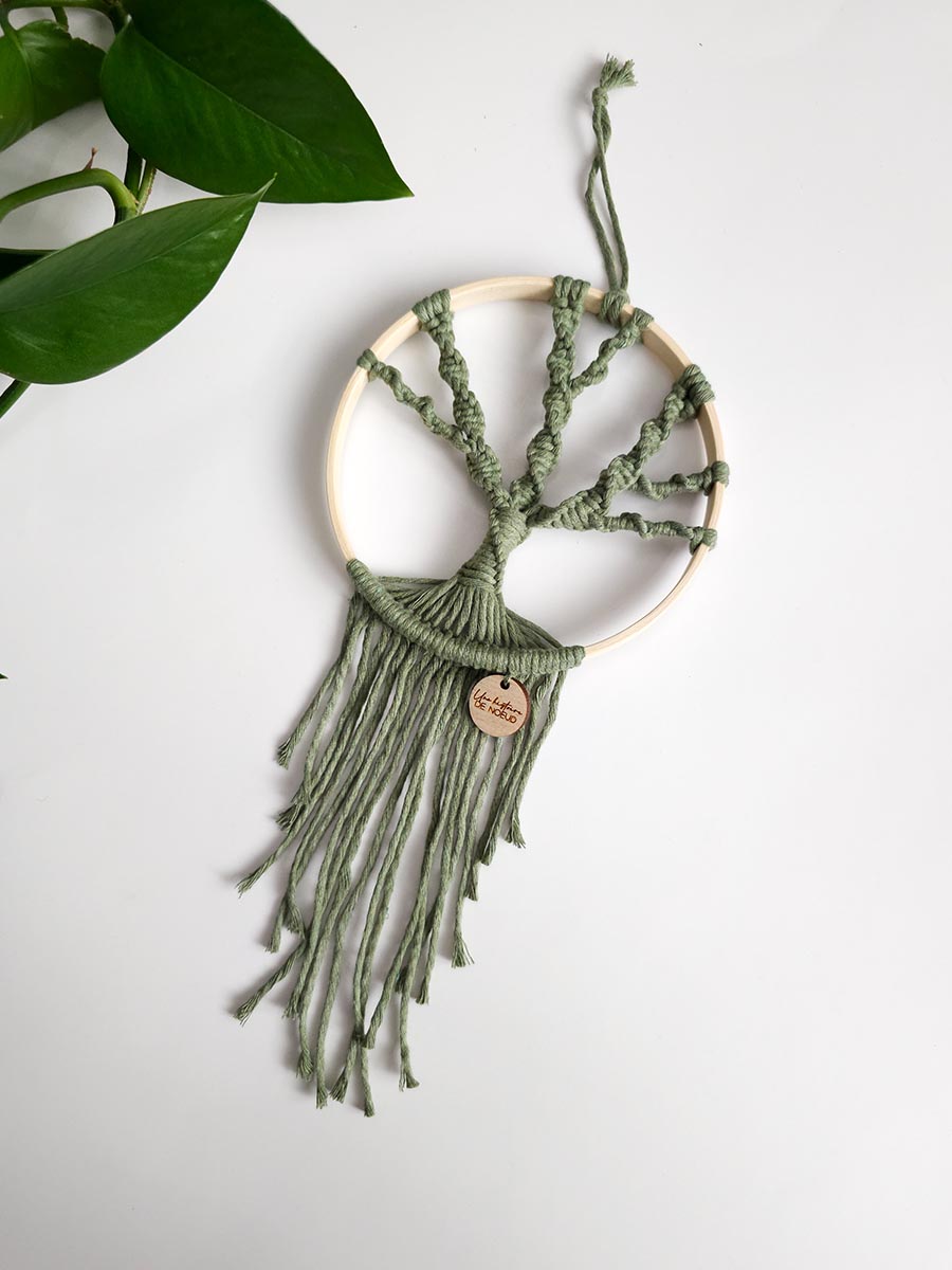Arbre de vie Naya – Macramé bohème, couleur eucalyptus