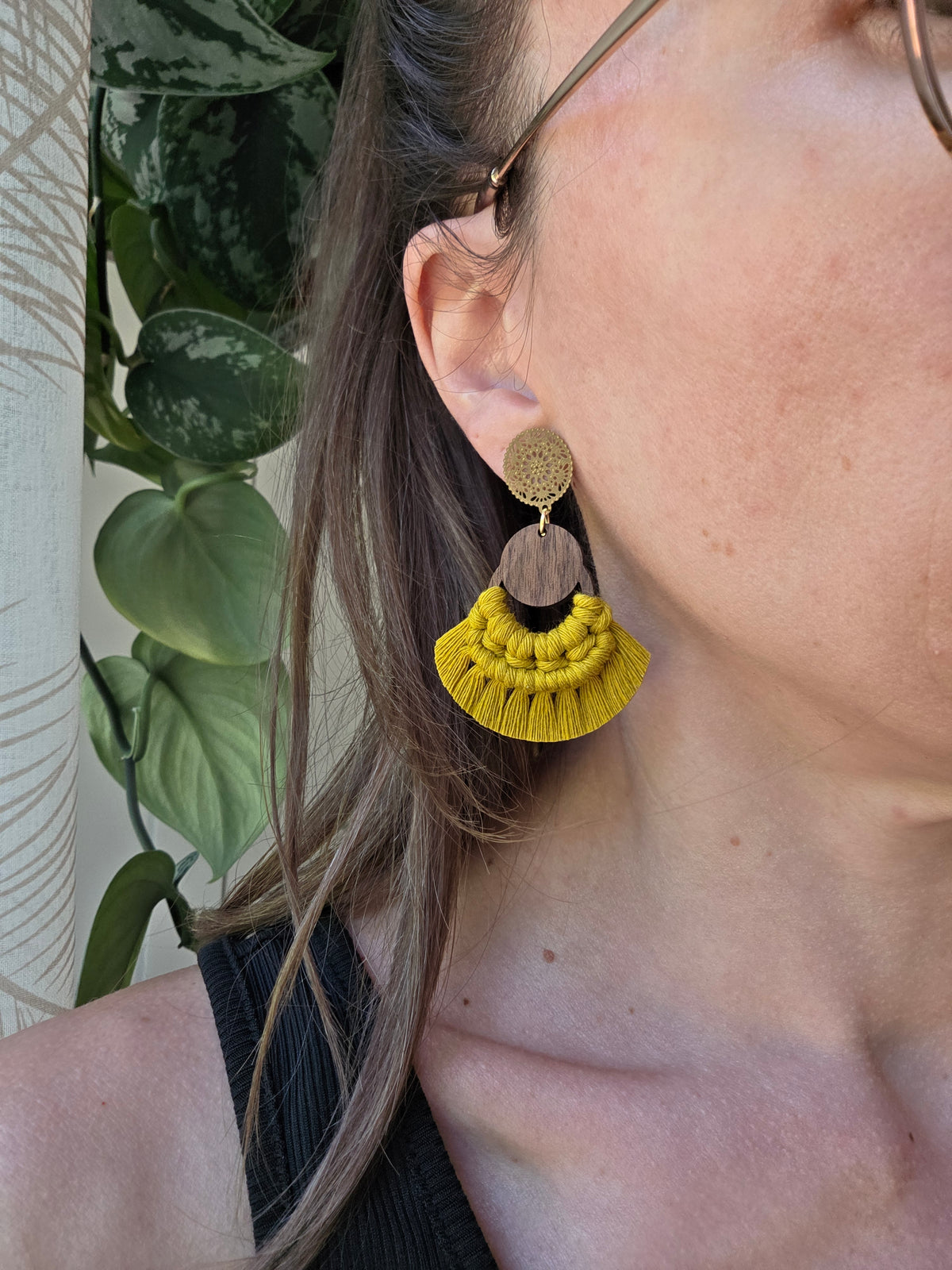 Boucles d’oreilles en macramé Sorel - bois de noyer