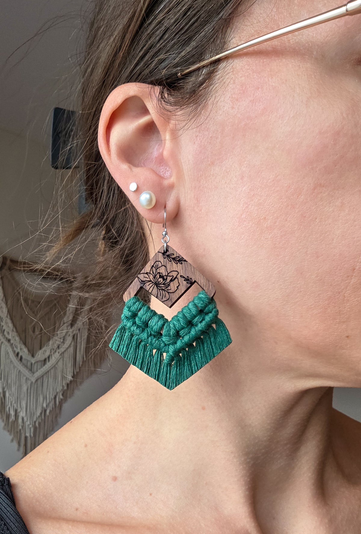Boucles d’oreilles en macramé Flora – Format grand