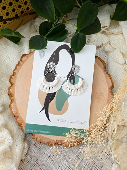Boucles d'oreilles Noélia en macramé