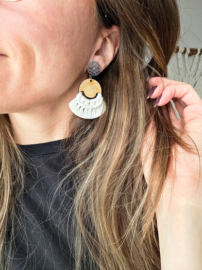 Boucles d’oreilles Mandala – Macramé bohème, couleur naturel et argent