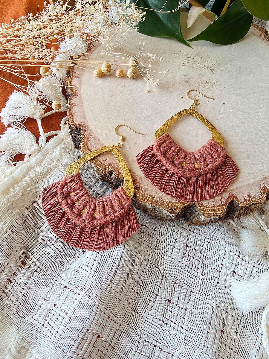 Macrame earrings, wooden base, eucalyptus color, gold clasps