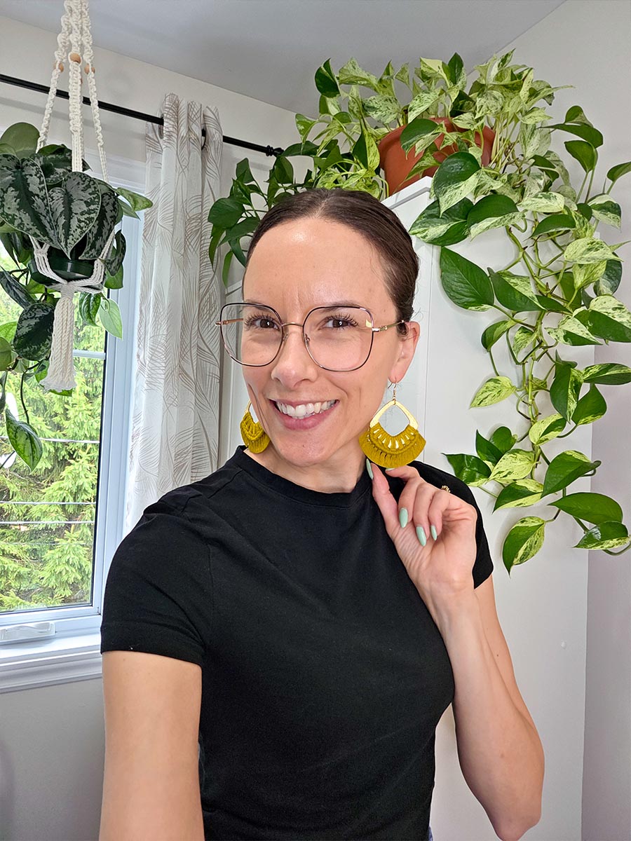 Macrame earrings, wooden base, eucalyptus color, gold clasps