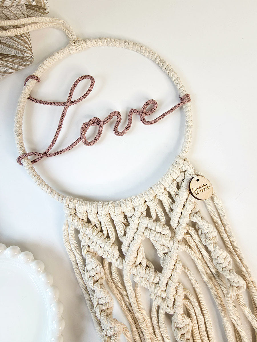 Collection Saint-Valentin - Décoration murale Love, couleur mauve pâle