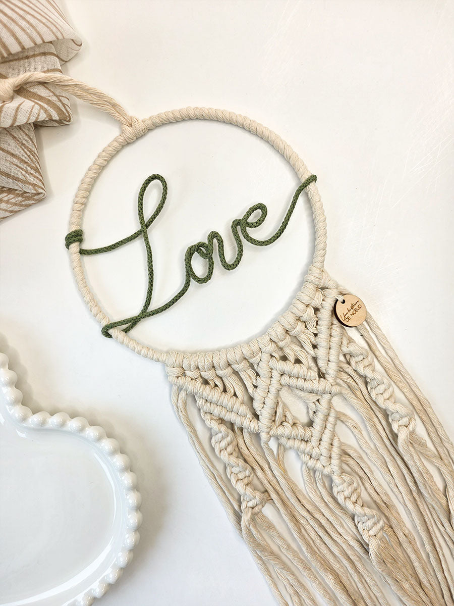 Collection Saint-Valentin - Décoration murale Love, couleur eucalyptus