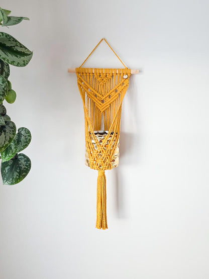 JARDINIÈRE MURALE CLARA, modèle grand, couleur jaune moutarde