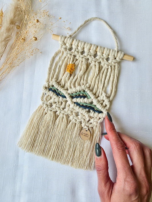 Alina wall macrame
