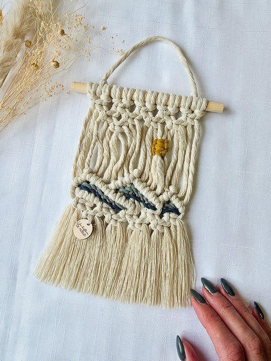 Alina wall macrame