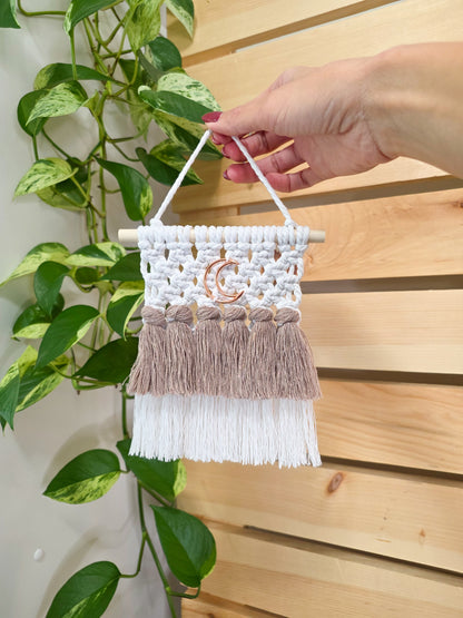 Alina wall macrame
