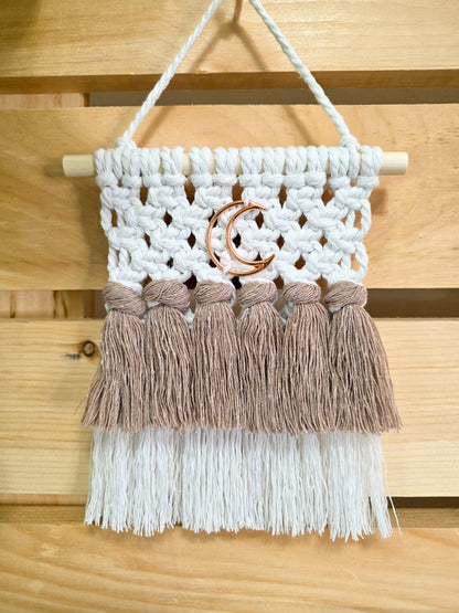 Alina wall macrame